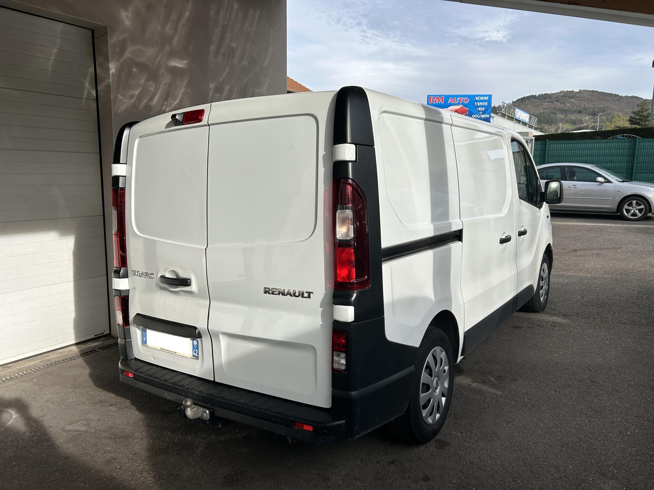 Renault Trafic Fourgon 2.0 DCI 120 cv L1H1 Grd Confort an.12/2019 1ere Main